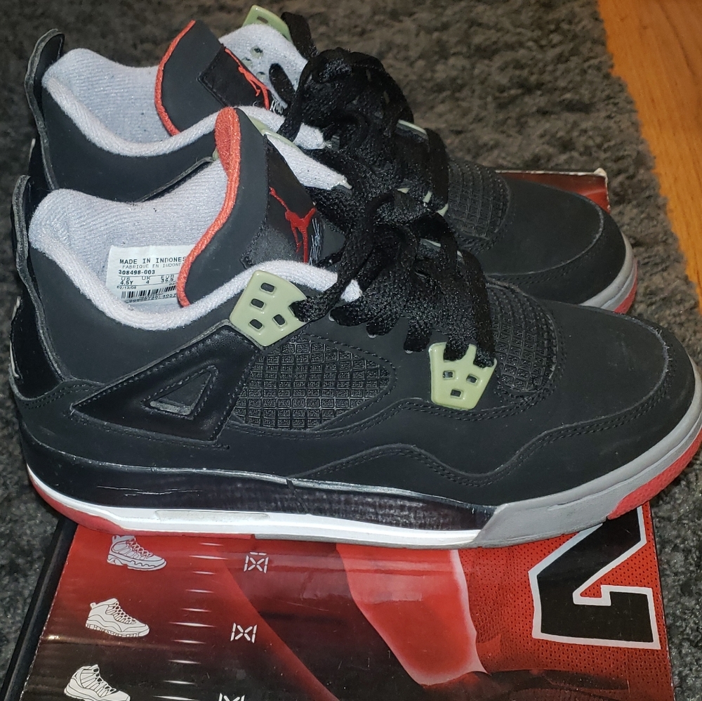 Air Jordan 4 CDP Bred GS 4.5Y